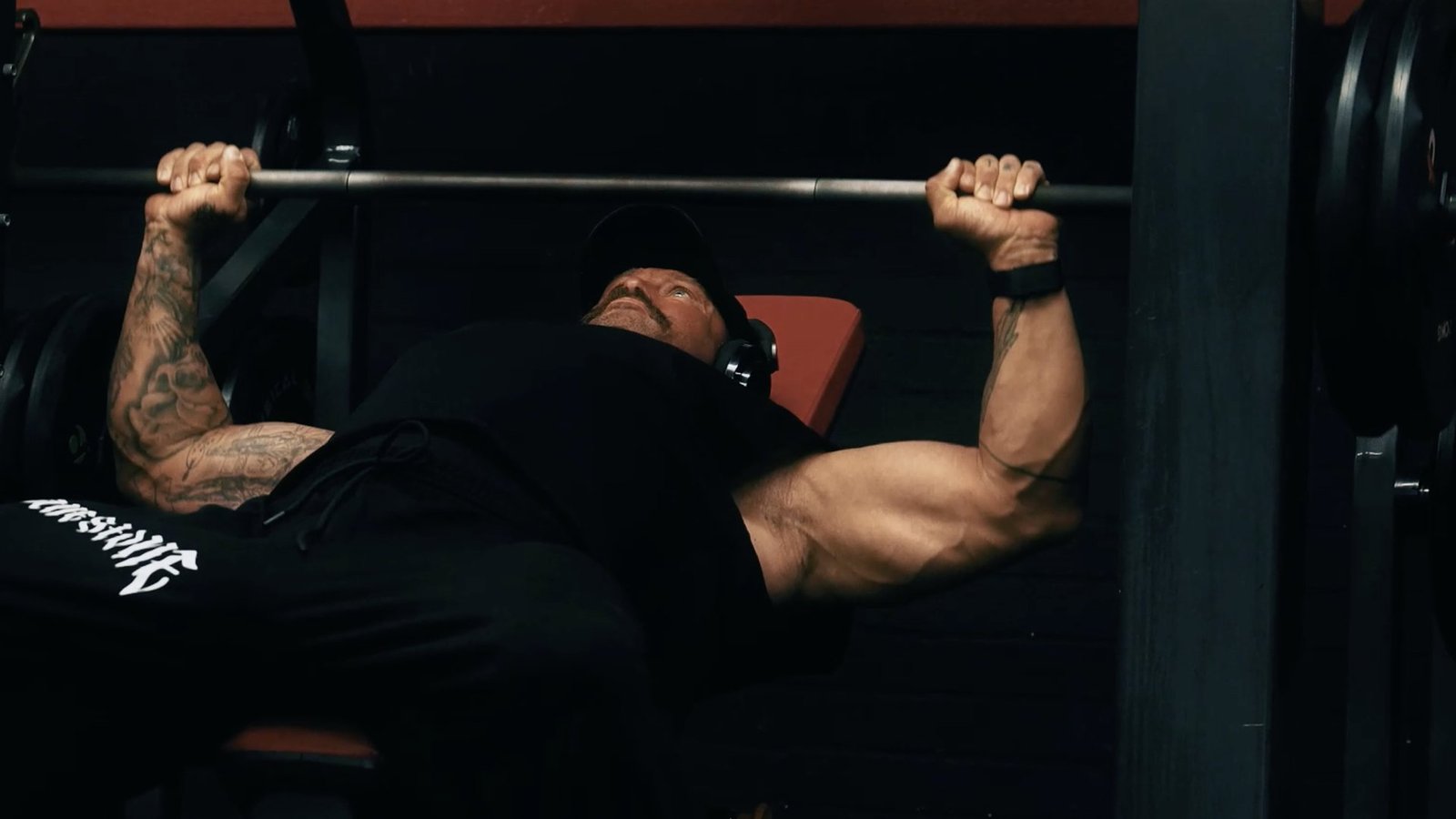 Luke Layman — 11am, chest